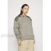 Nike Sportswear HOODIE Sweatshirt light army/cargo khaki/khaki 