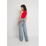 BDG Urban Outfitters EMBROIDERED PUDDLE Relaxed fit jeans summer vintage/light blue
