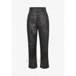 GStar CSTAQ BOYFRIEND CROP WMN Relaxed fit jeans waxed black cobler/coated denim