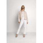 Dr.Denim MOXY Flared Jeans off white/offwhite