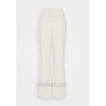 PIECES Tall PCLANNIE MINI WIDE Bootcut jeans almond oil/offwhite