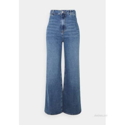 Selected Femme SLFASLY WIDE Flared Jeans light blue denim/light blue 