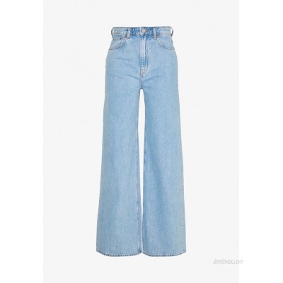 Weekday ACE Flared Jeans summer blue/blue 