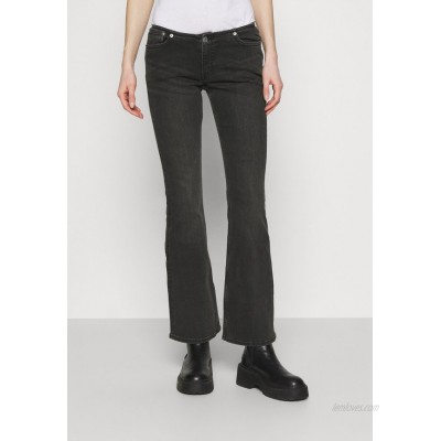 Weekday JEANS TUNED BLACK Flared Jeans tuned black/black 