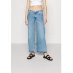 Weekday RAY LOW Flared Jeans hanson blue/light blue