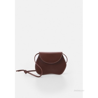 Little Liffner PEBBLE MICRO BAG Handbag chestnut/brown 