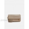 Zign LEATHER Across body bag taupe 
