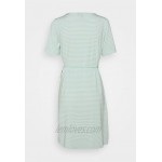 Vero Moda Petite VMKATE SHORT DRESS Jersey dress icy morn/white/blue
