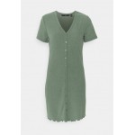Vero Moda VMARIA SHORT BUTTON DRESS Jersey dress laurel wreath/light green