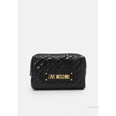 Love Moschino NEW SHINY QUILTED Wash bag black 
