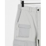 Bershka cargo pants in loose fit in gray