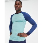 4505 muscle fit training long sleeve t-shirt with contrast panels