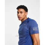 4505 running t-shirt with 1/4 zip and contrast panels