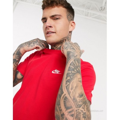 Nike Club t-shirt in red  